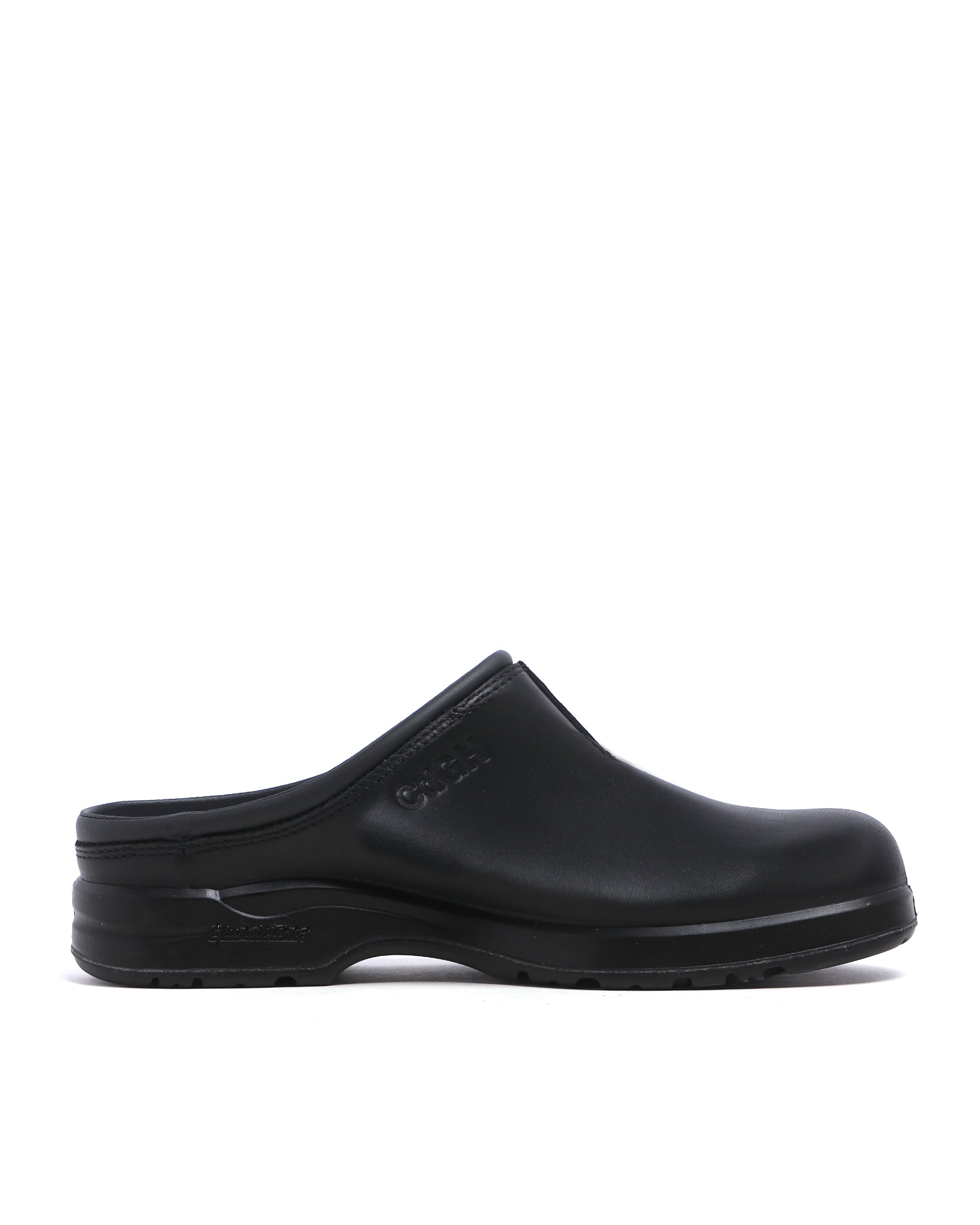 X Blundstone all terrain clogs