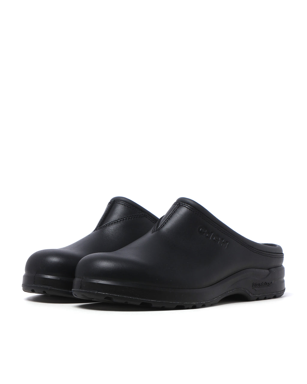X Blundstone all terrain clogs