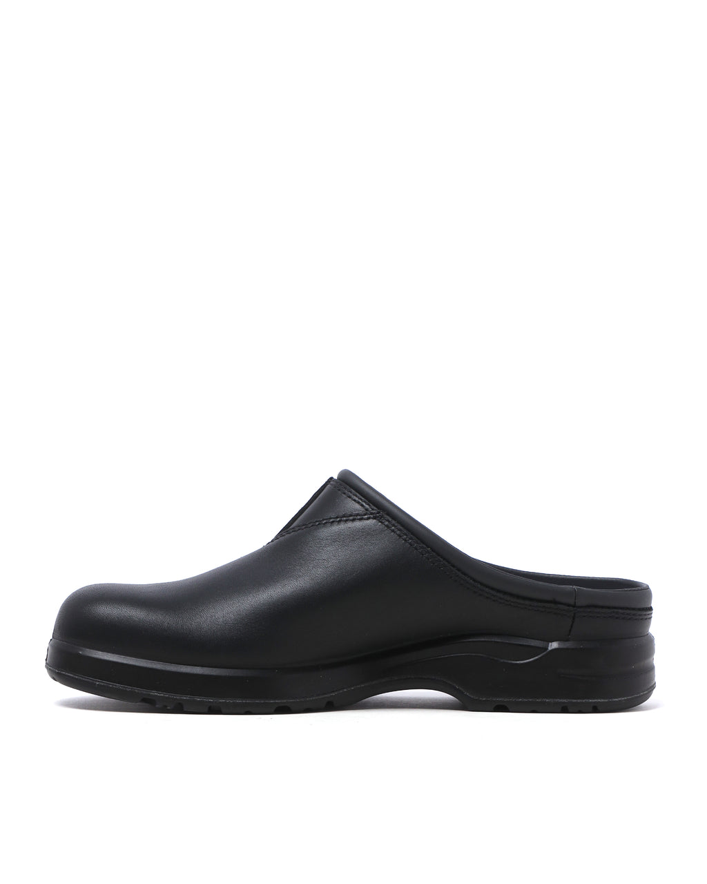 X Blundstone all terrain clogs