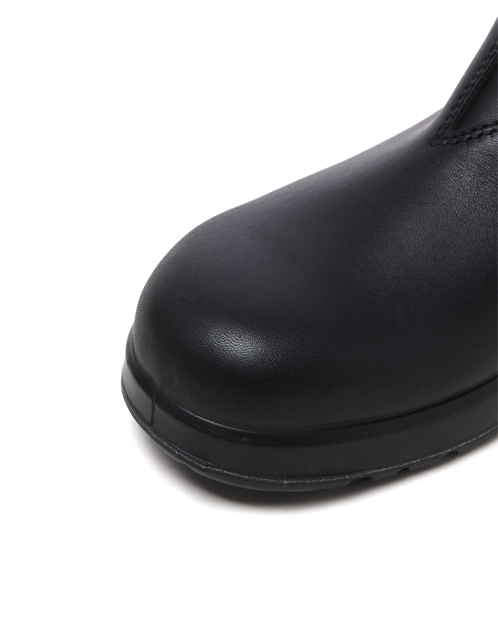 X Blundstone all terrain clogs