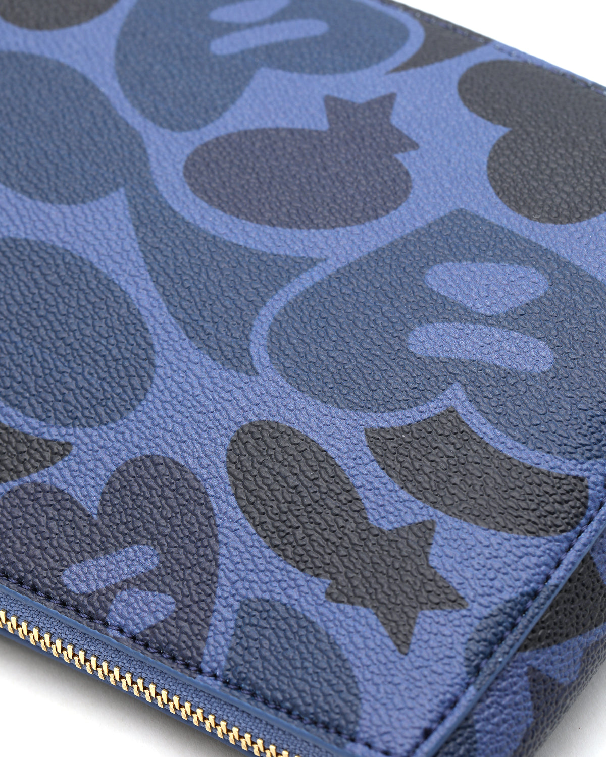 Camo crossbody bag