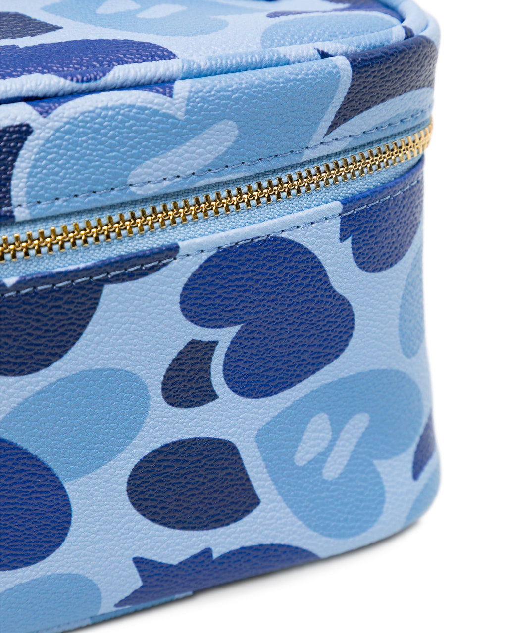 Camo pouch
