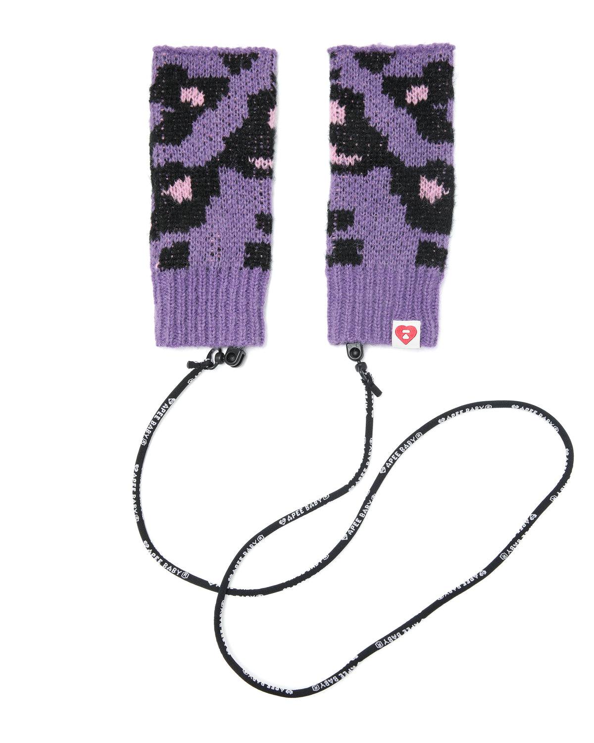 Patterned wrist warmers