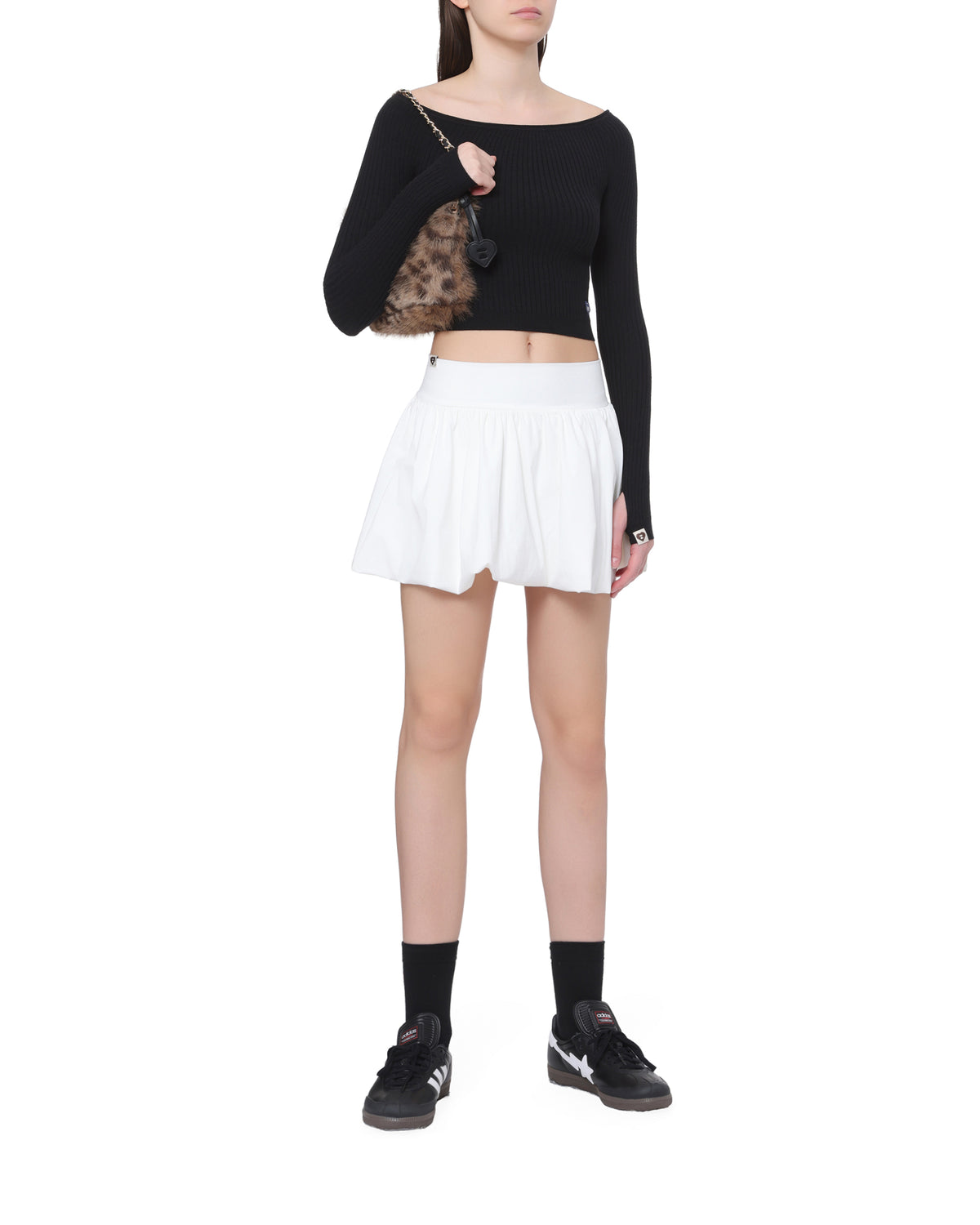 Off shoulder knitwear