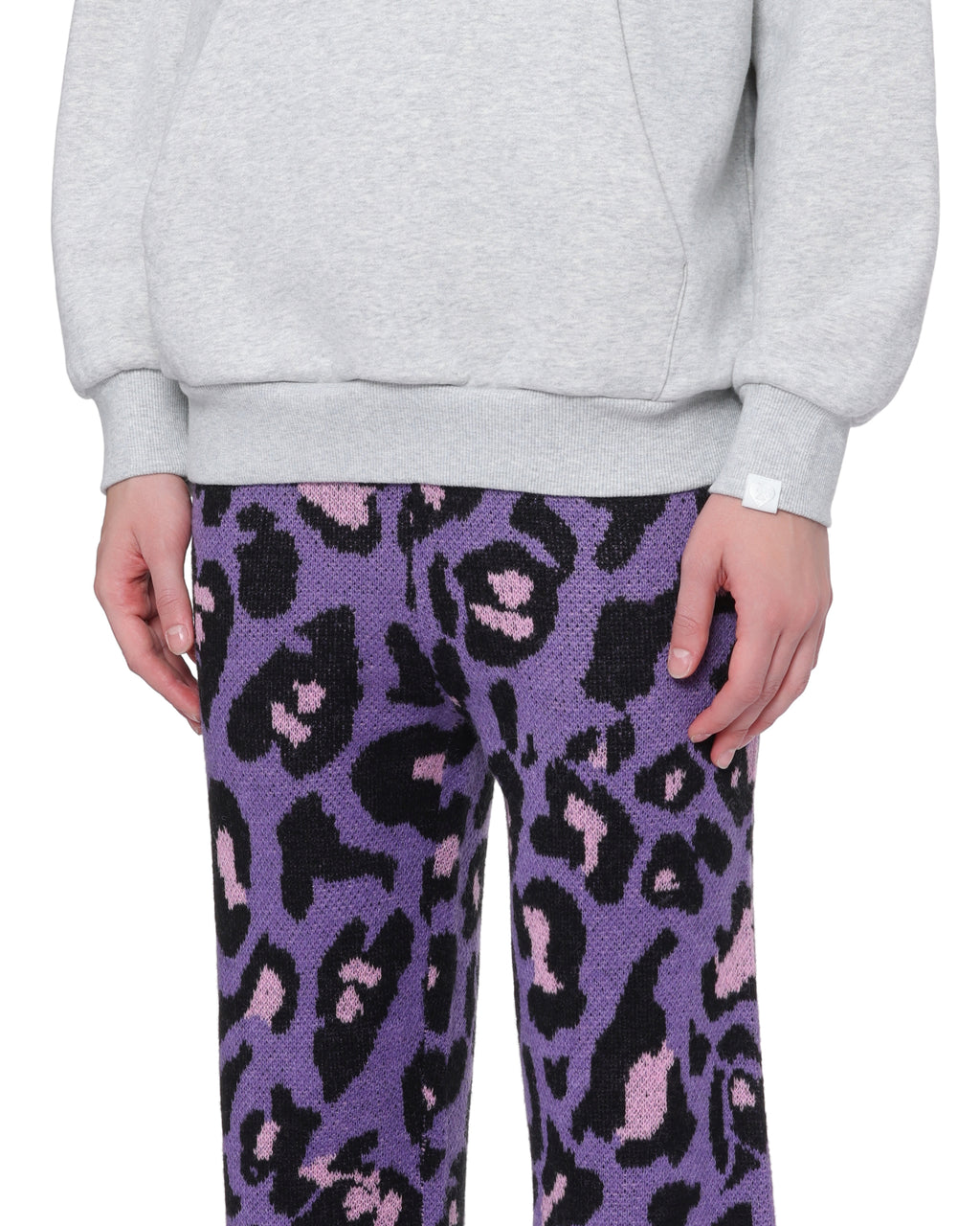 Leopard knit pants