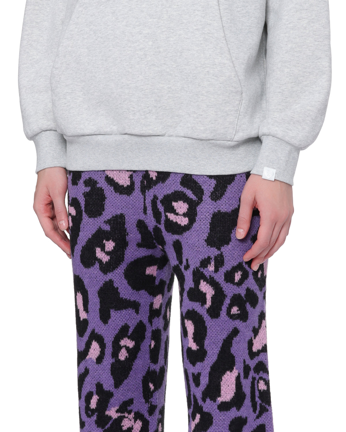 Leopard knit pants