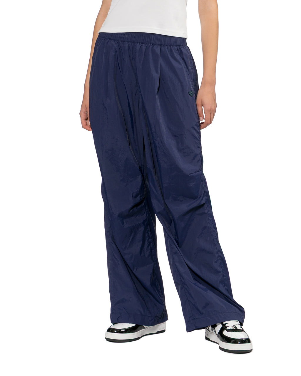 Wide-leg pants