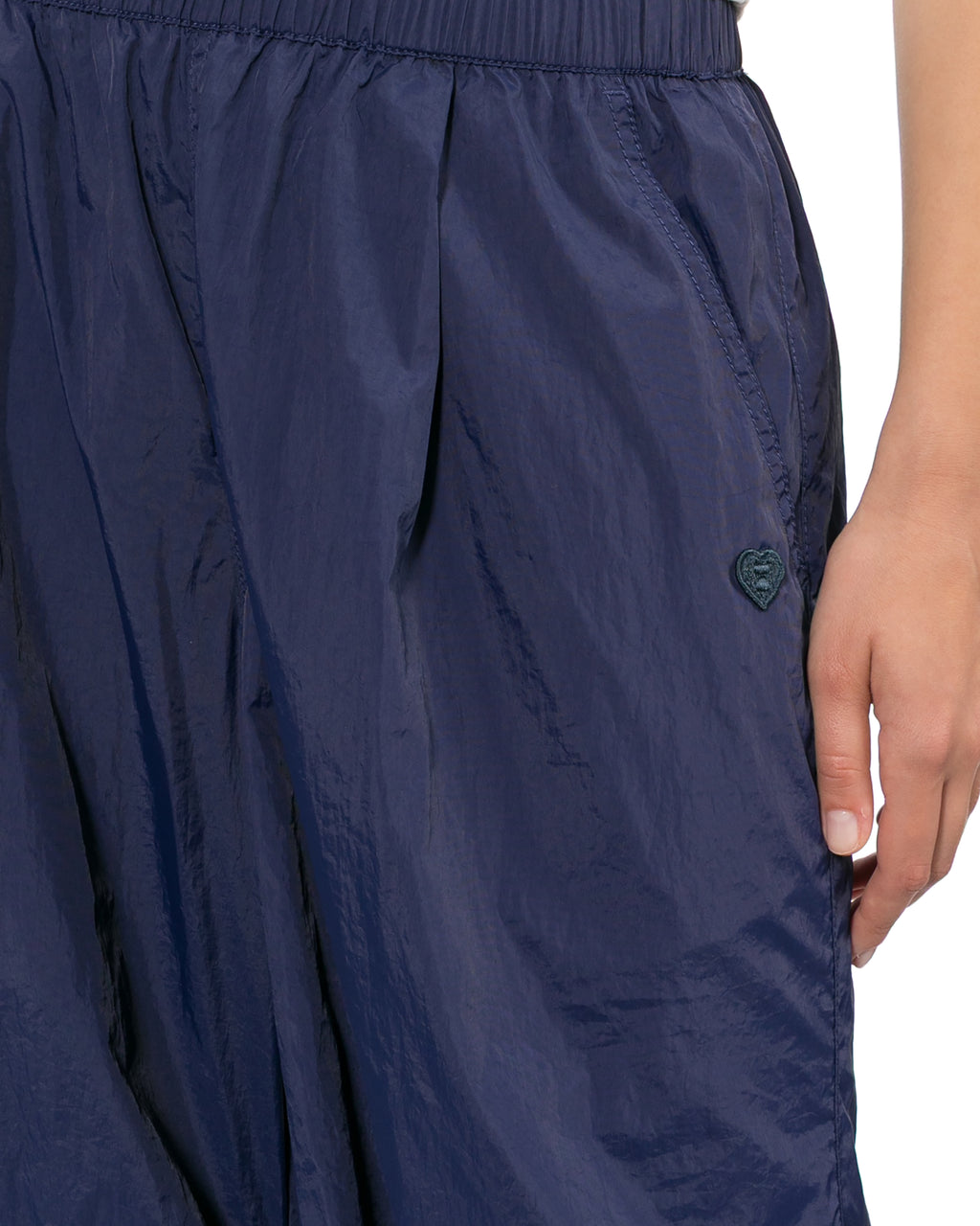 Wide-leg pants