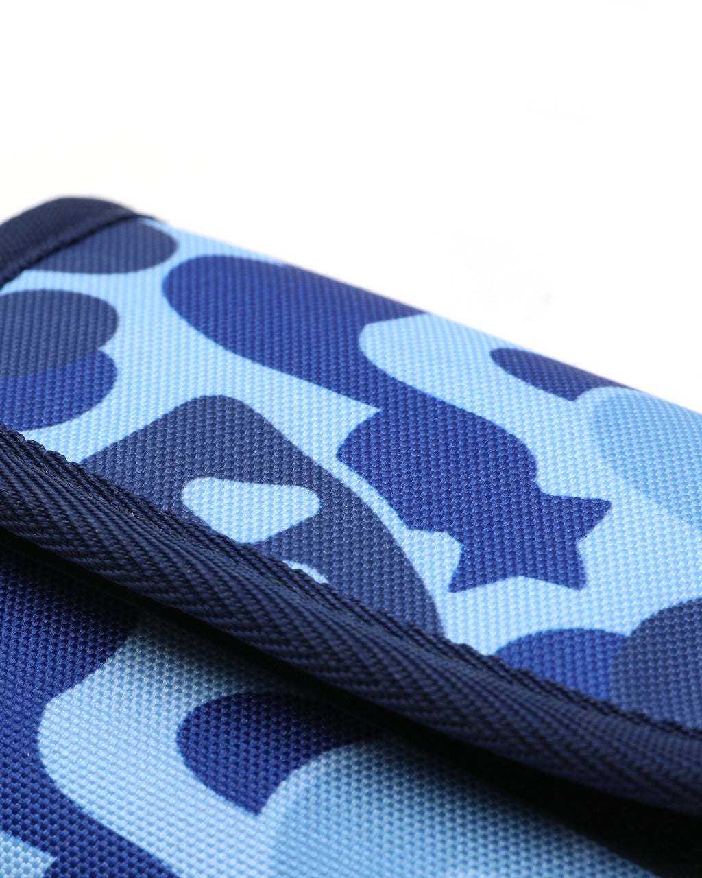 Camo pouch