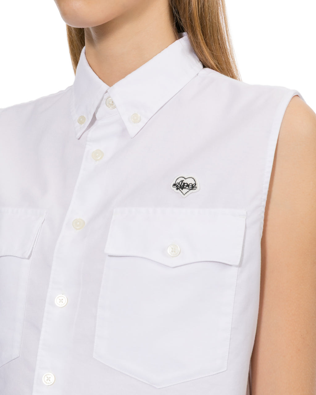 Sleeveless shirt
