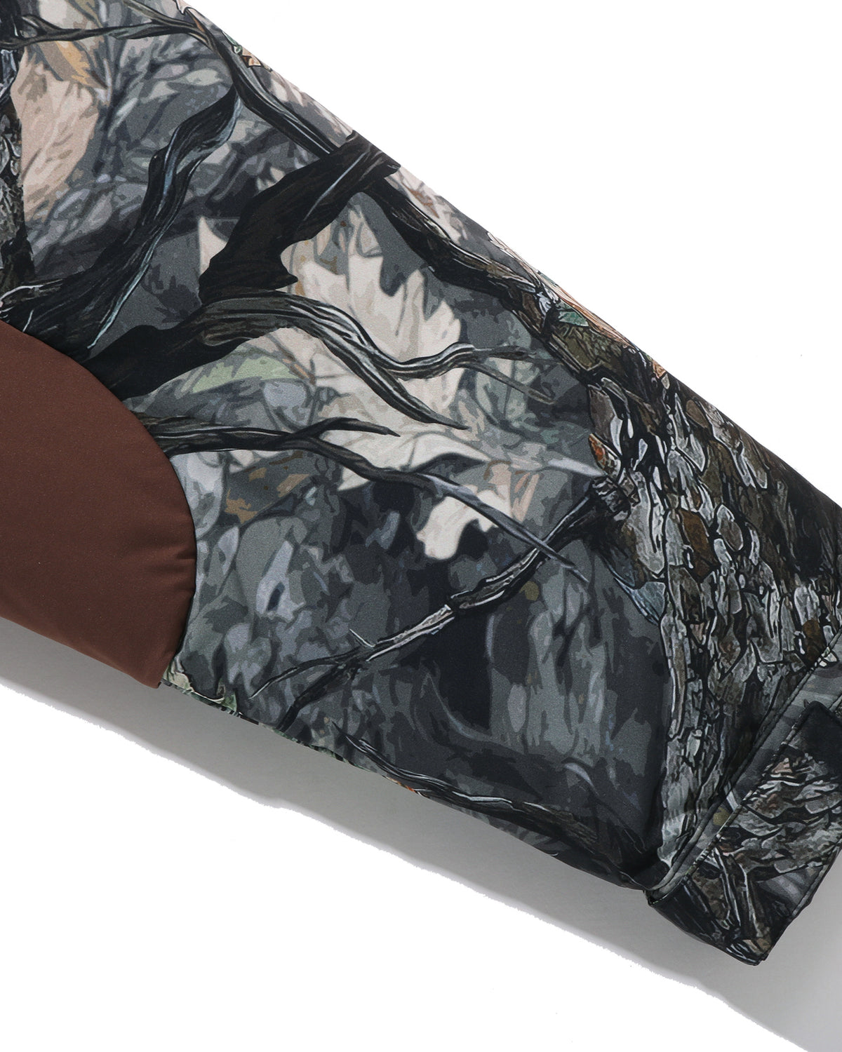 Tree Edge Camo Metal Logo Down Jacket