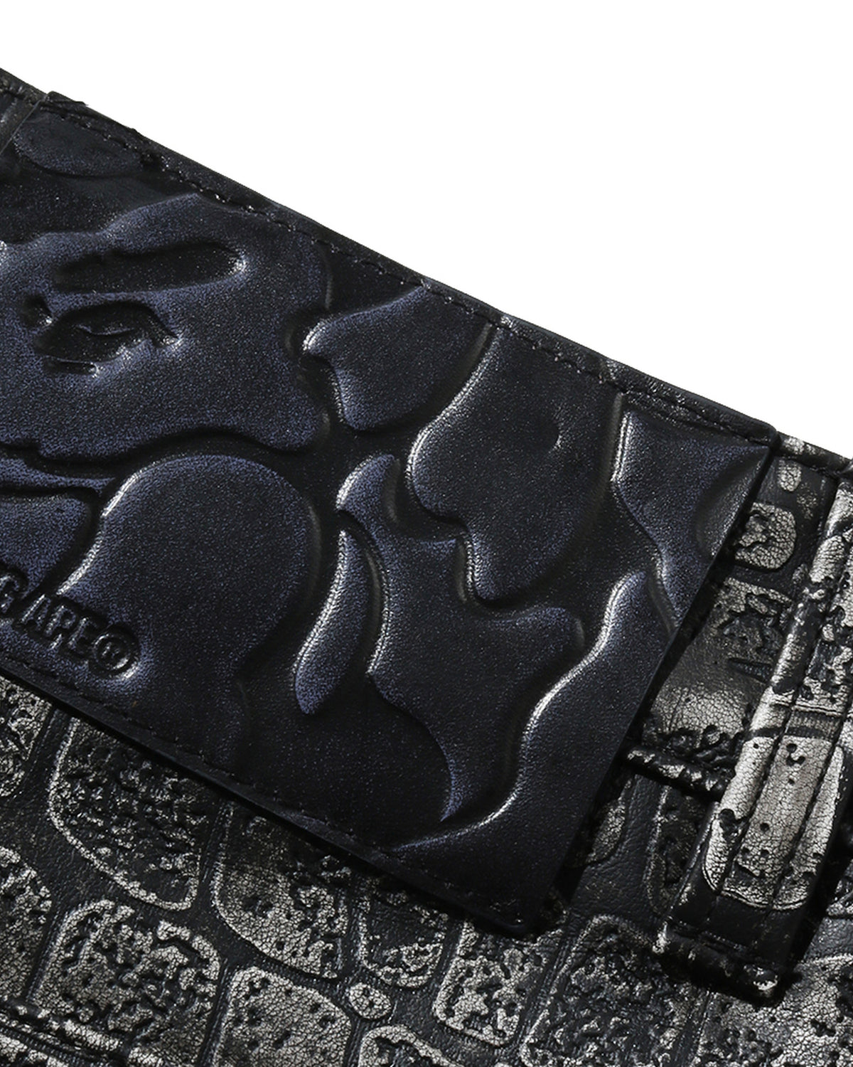 Croc Pattern Leather Knee Length Pants