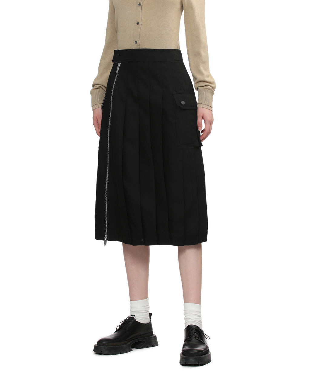 Pleated cargo skirt