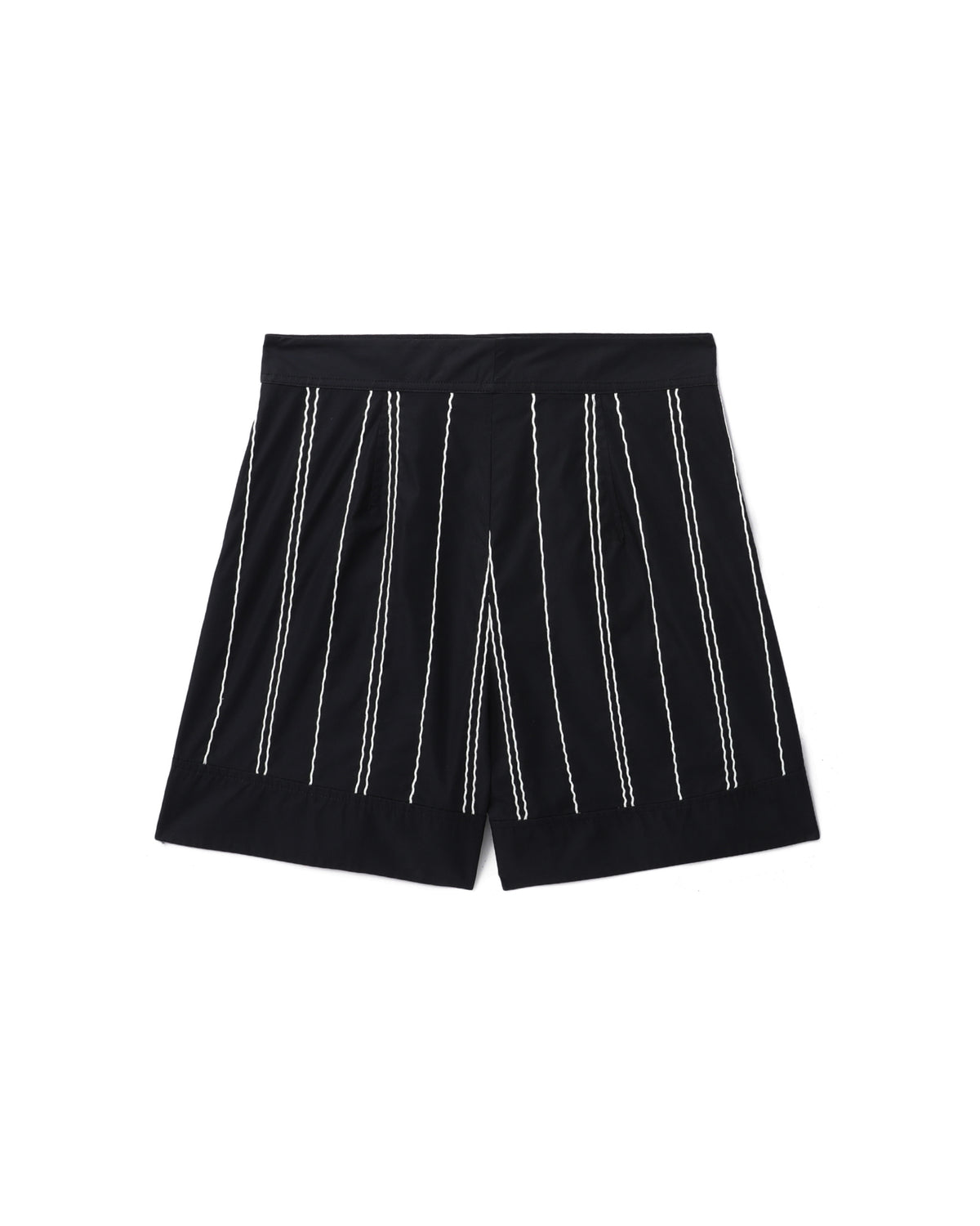 Wave embroidery shorts