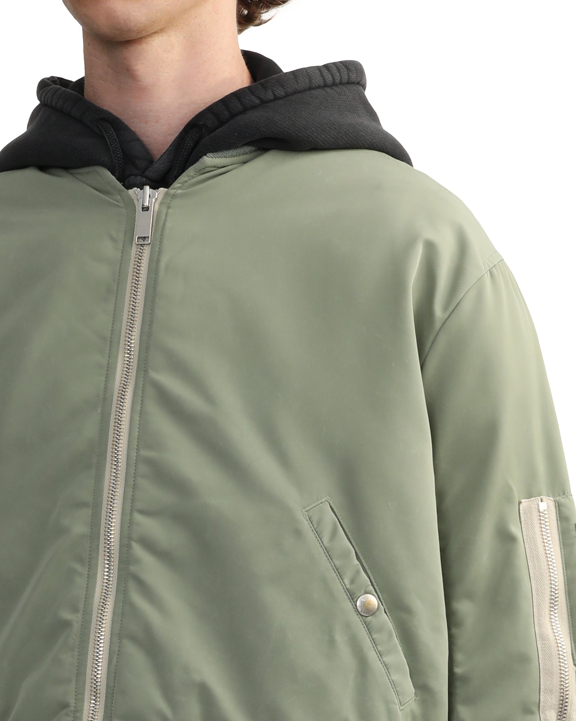 Cropped bomber jacket