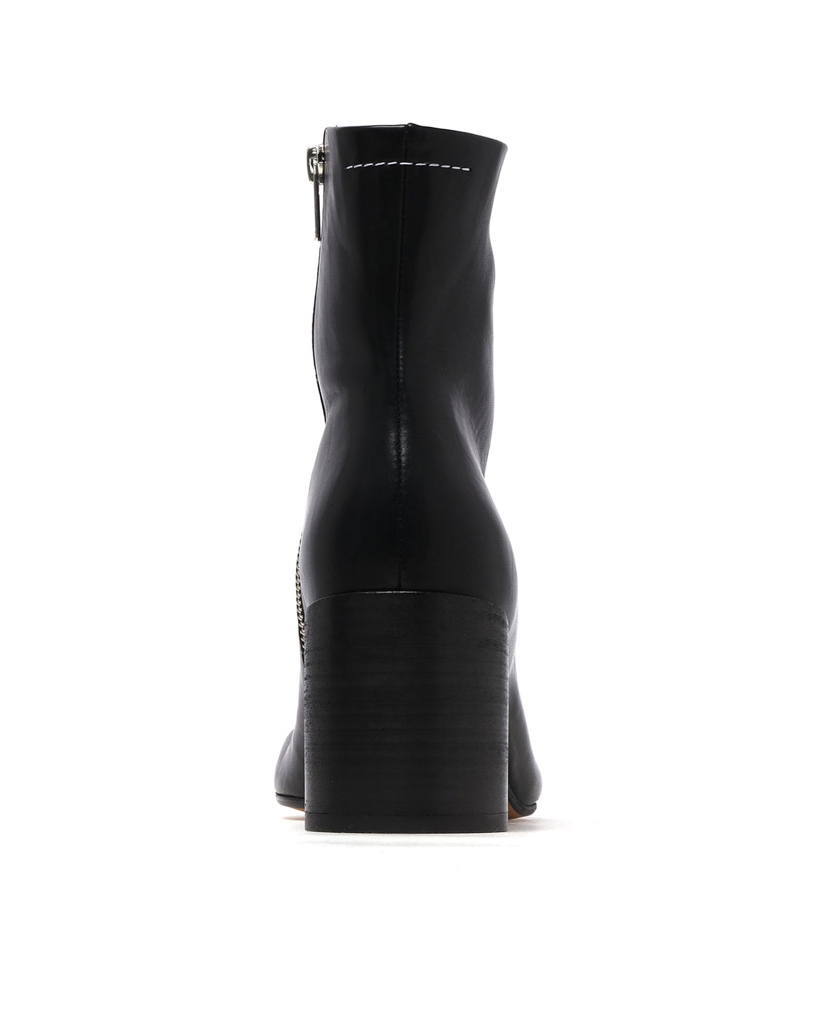 Anatomic ankle boots