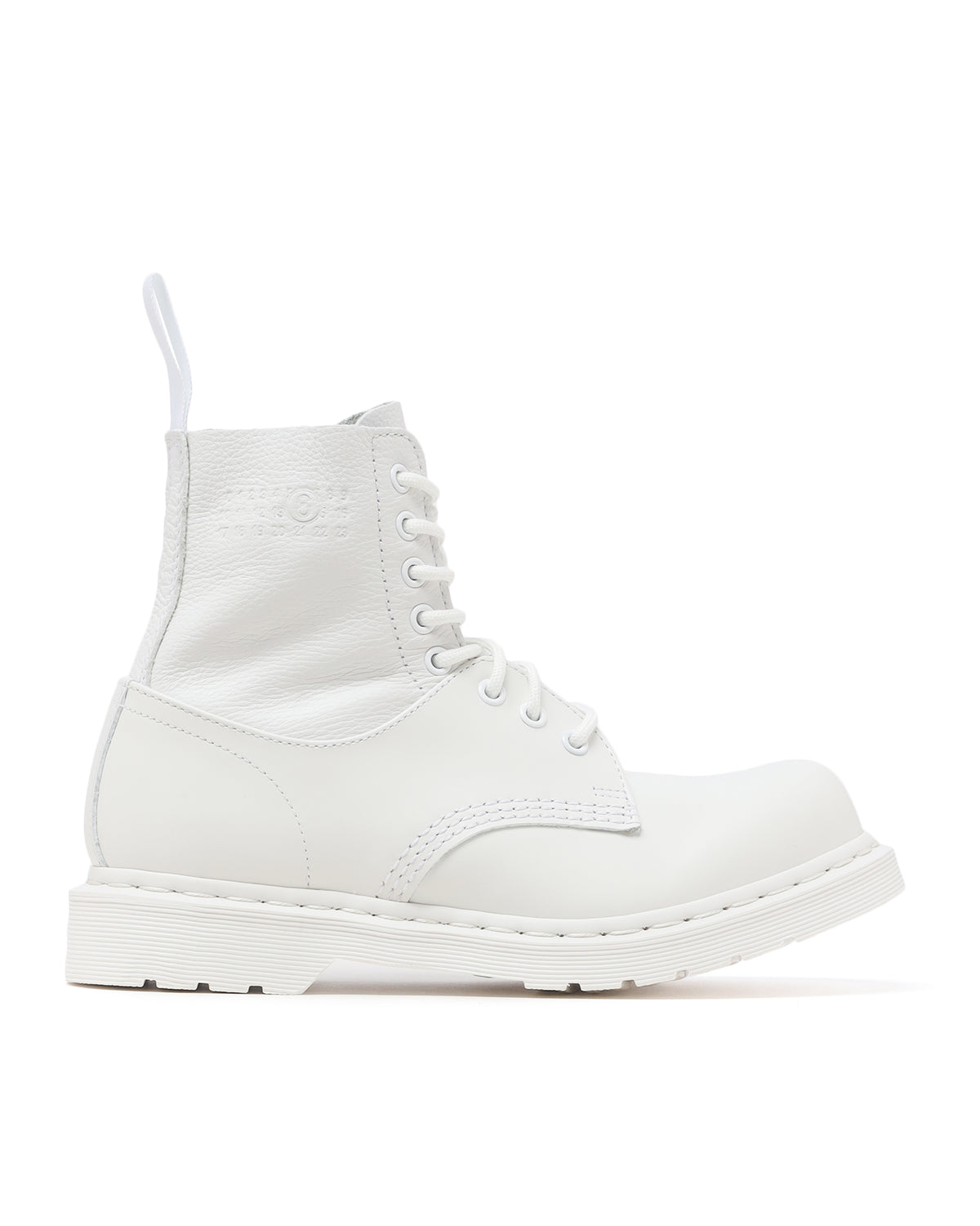 X Dr. Martens 1460 boots