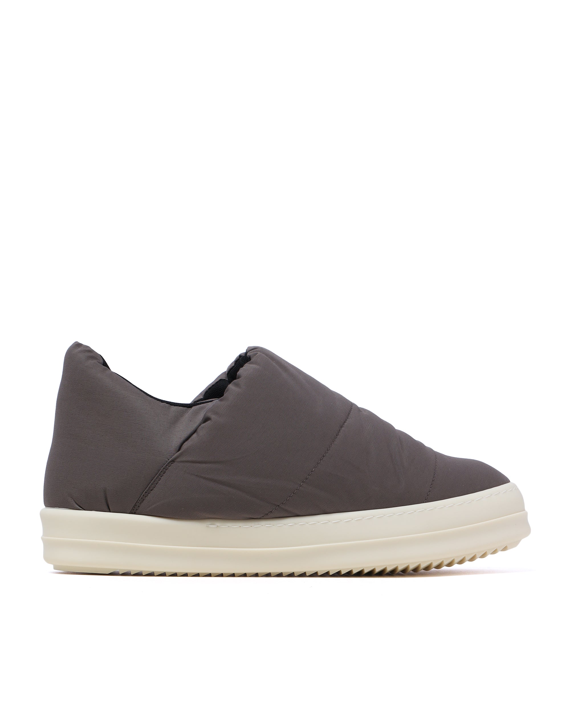 Puffer slip-on shoes