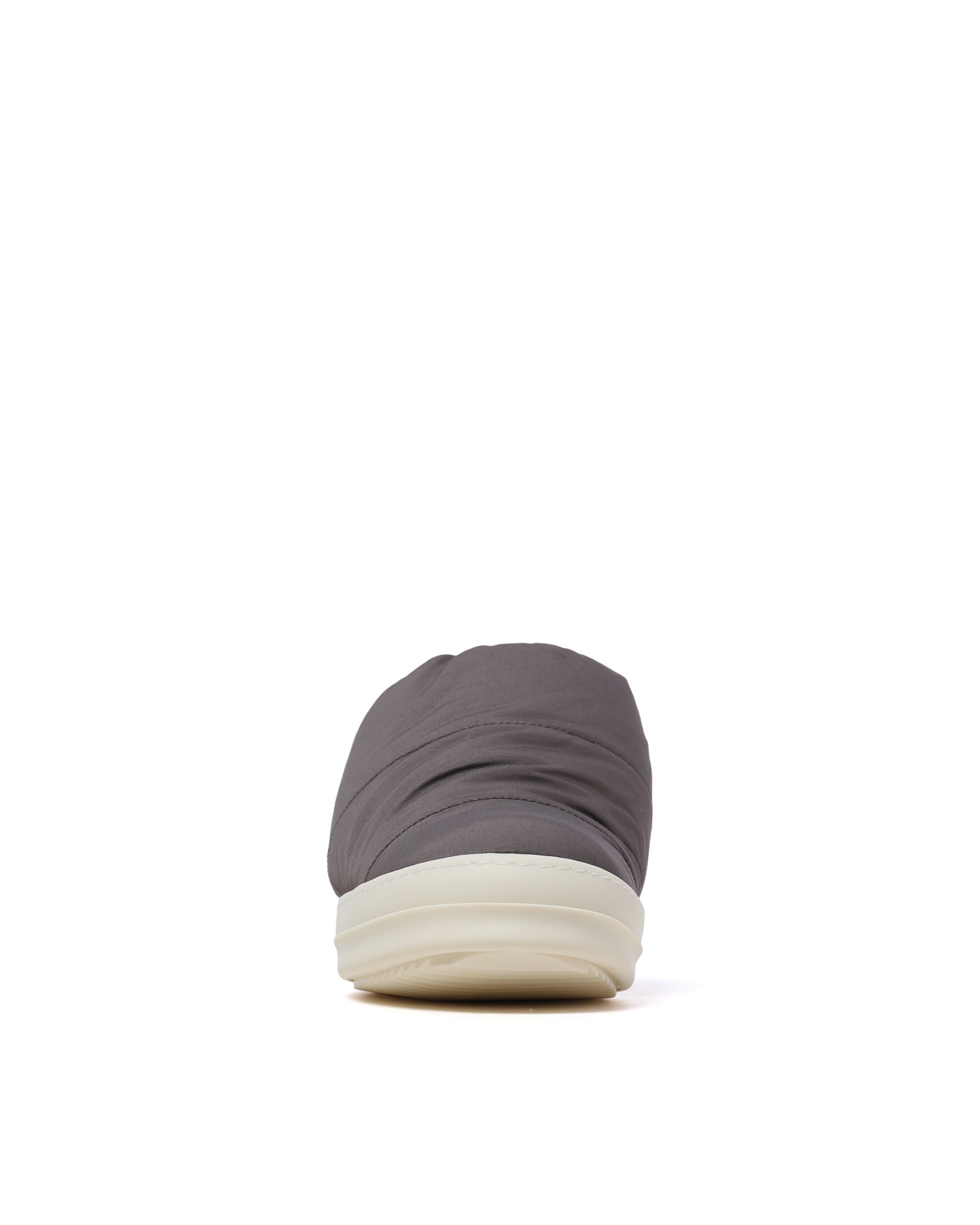 Puffer slip-on shoes