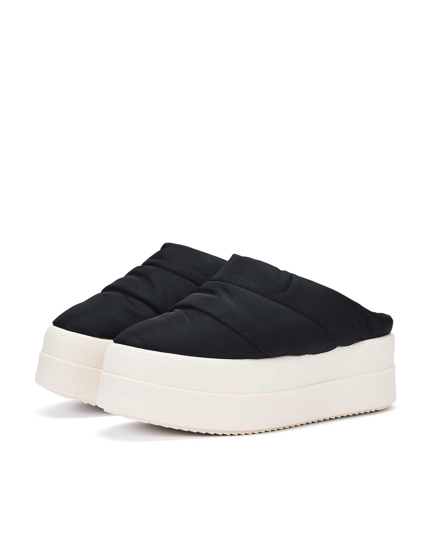 Mega Bumper slip on sneakers