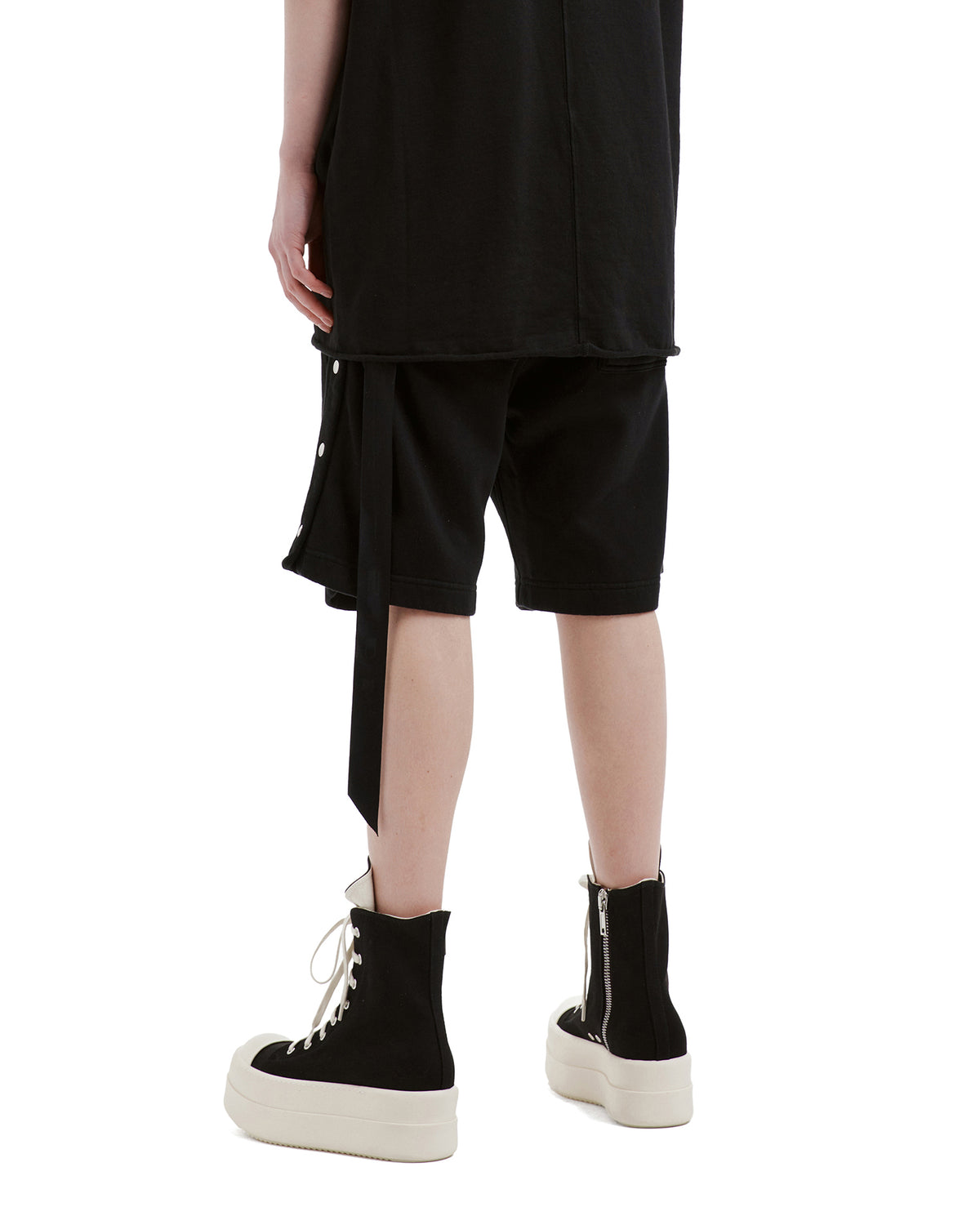 Stud shorts