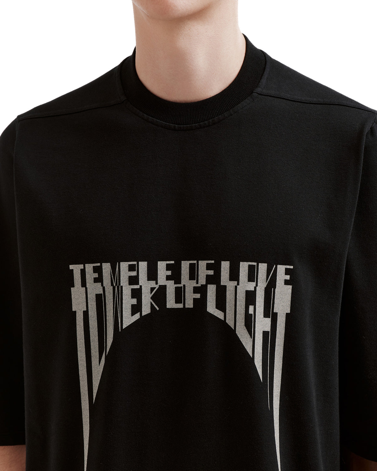 Ribbed collar graphic T-shirt