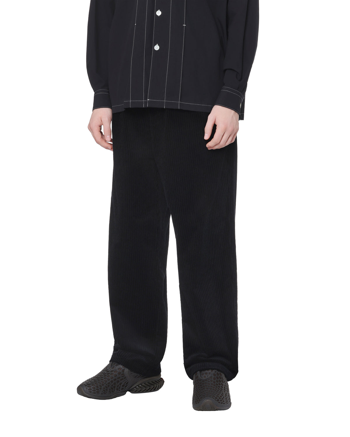 Pleated cord pants