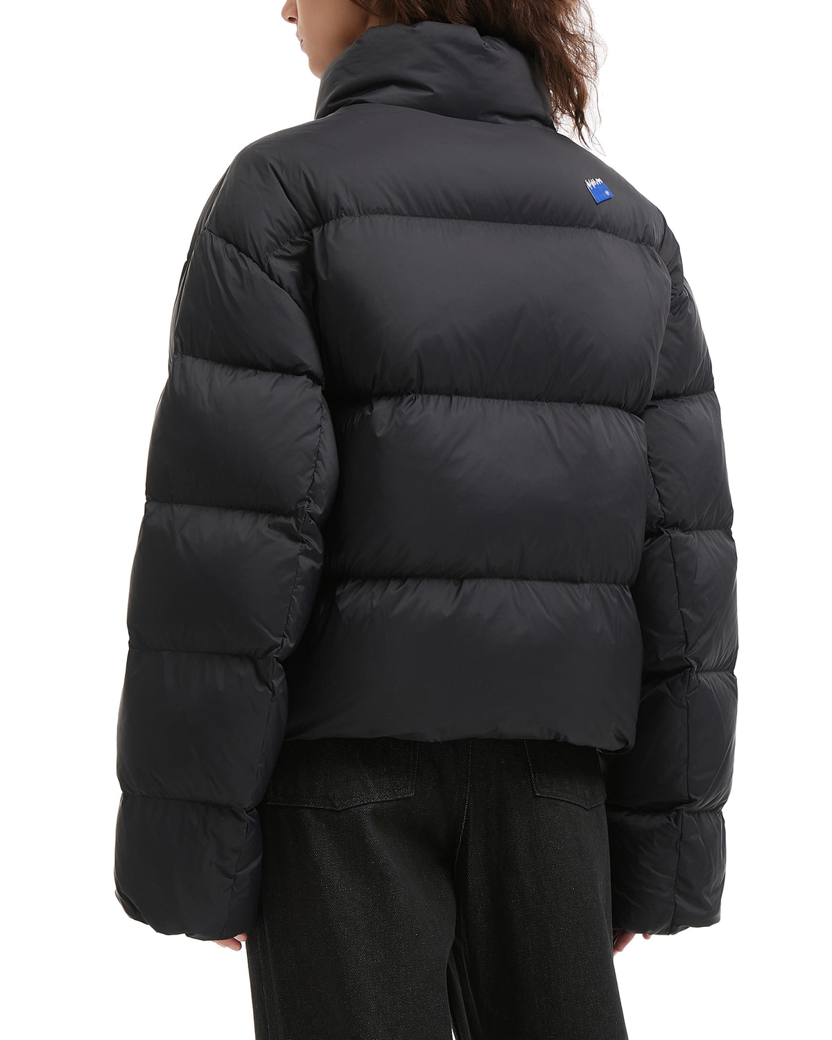 Significant tag puffer jacket 01