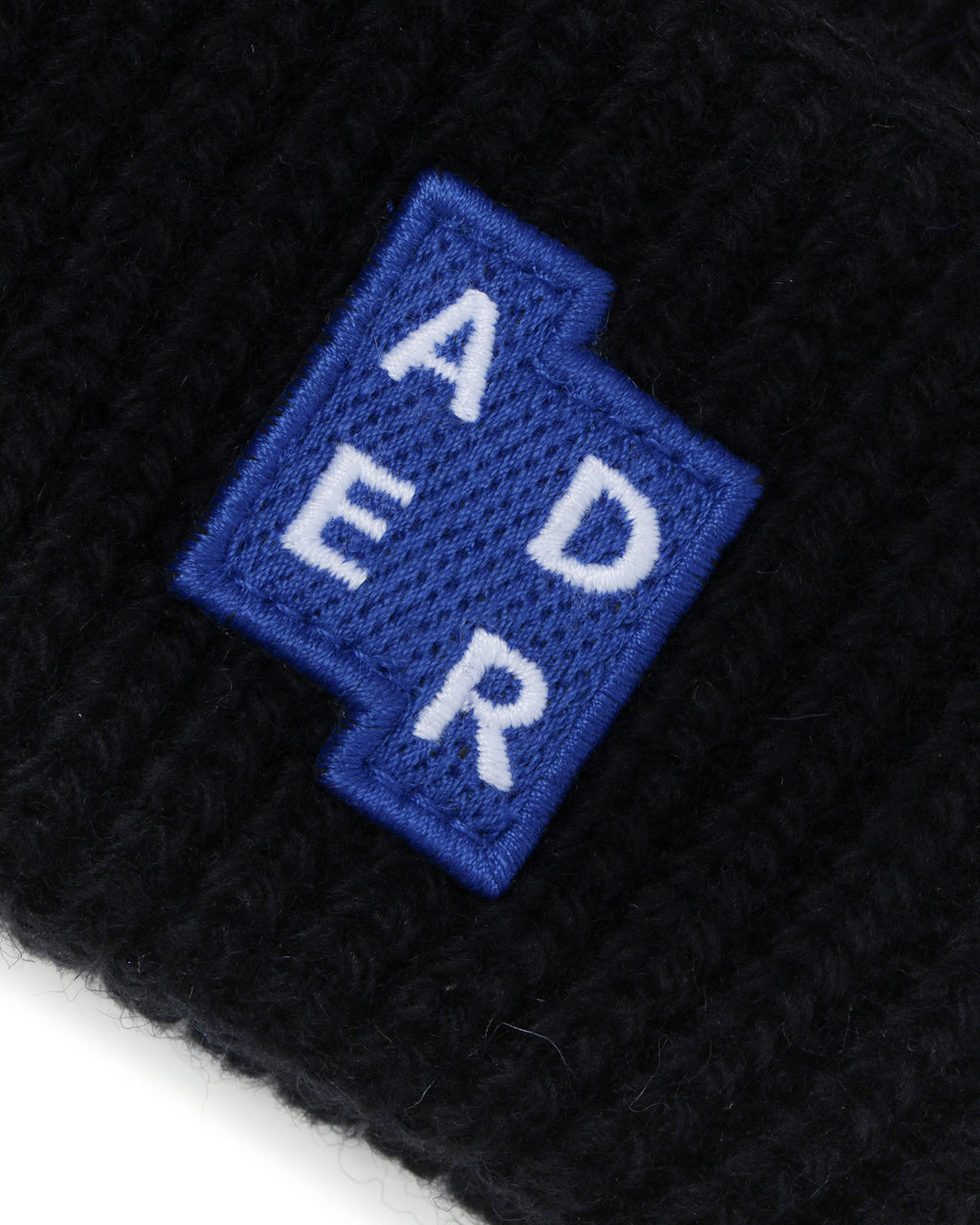 Logo patch beanie