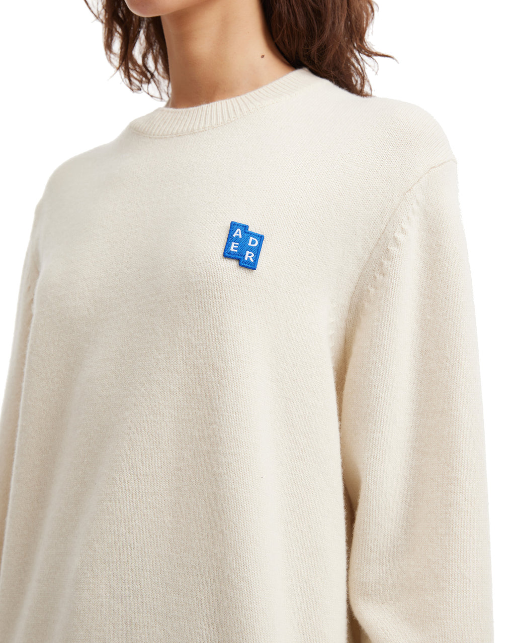 Significant tag knit 01