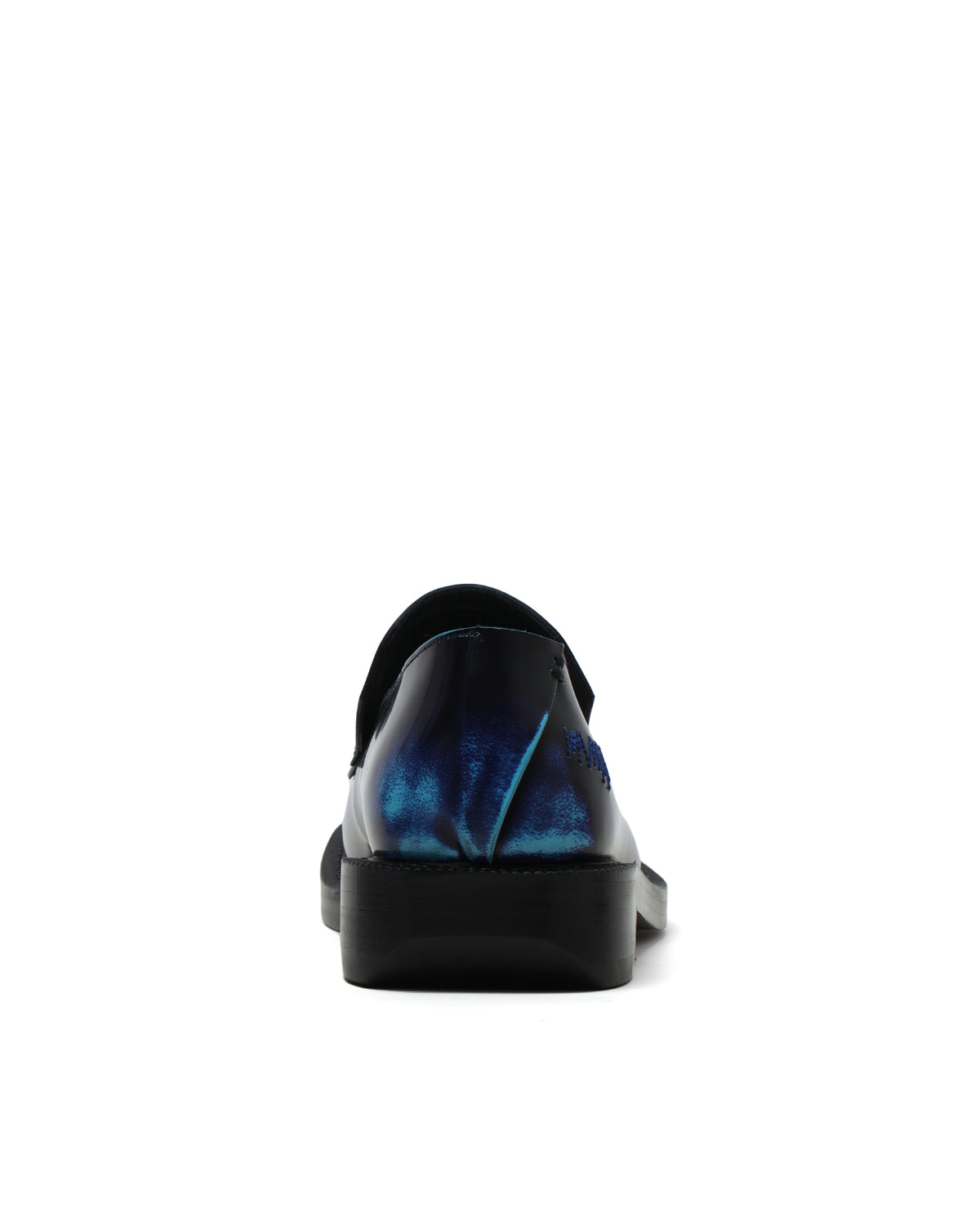 Curve; LF00 loafers