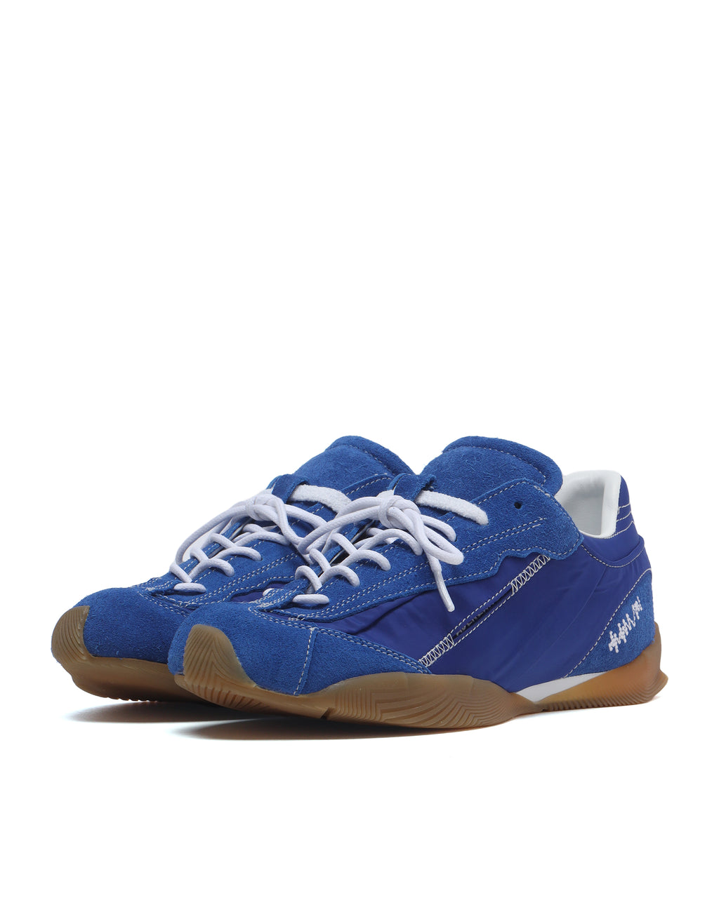 Skid sneakers
