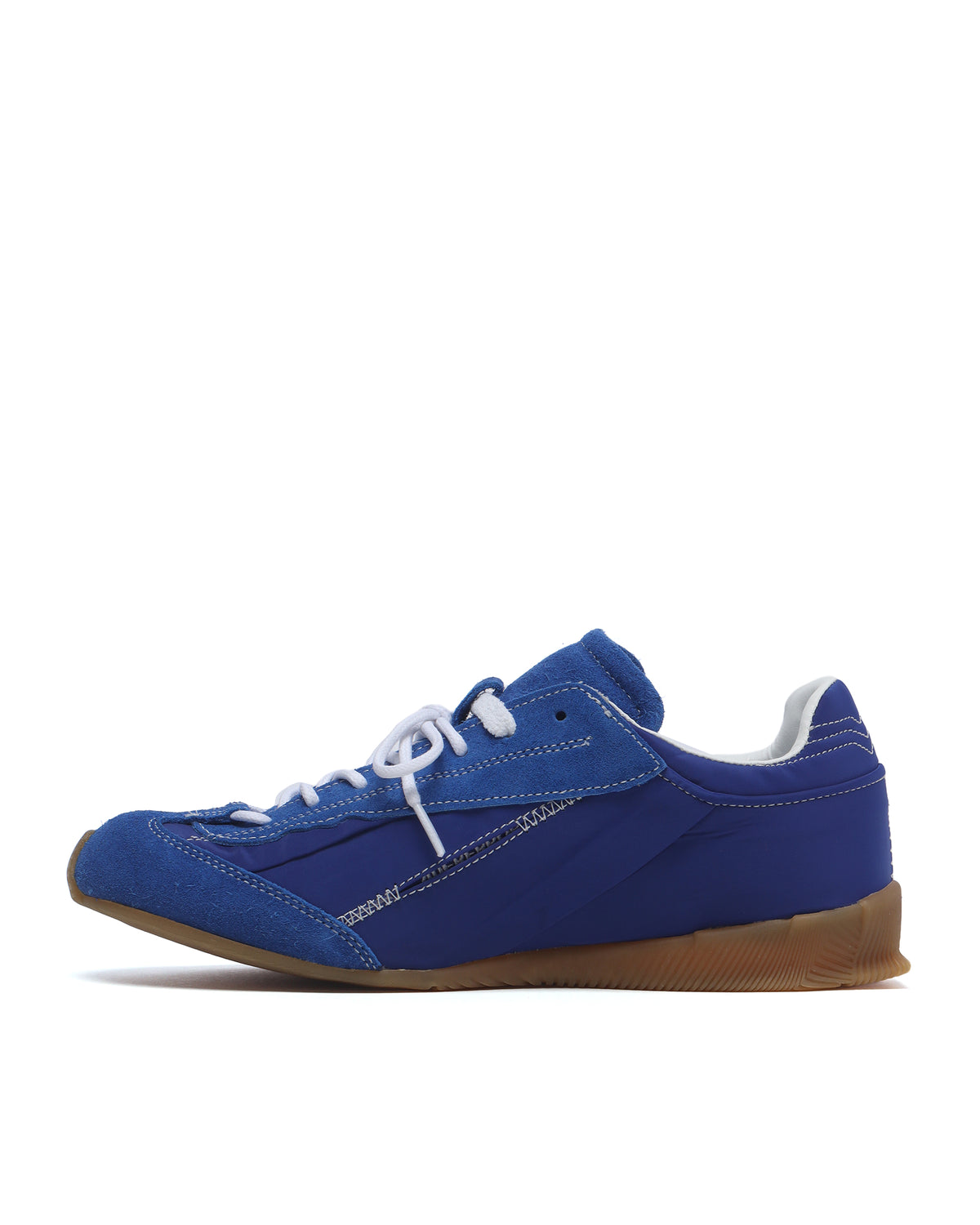 Skid sneakers