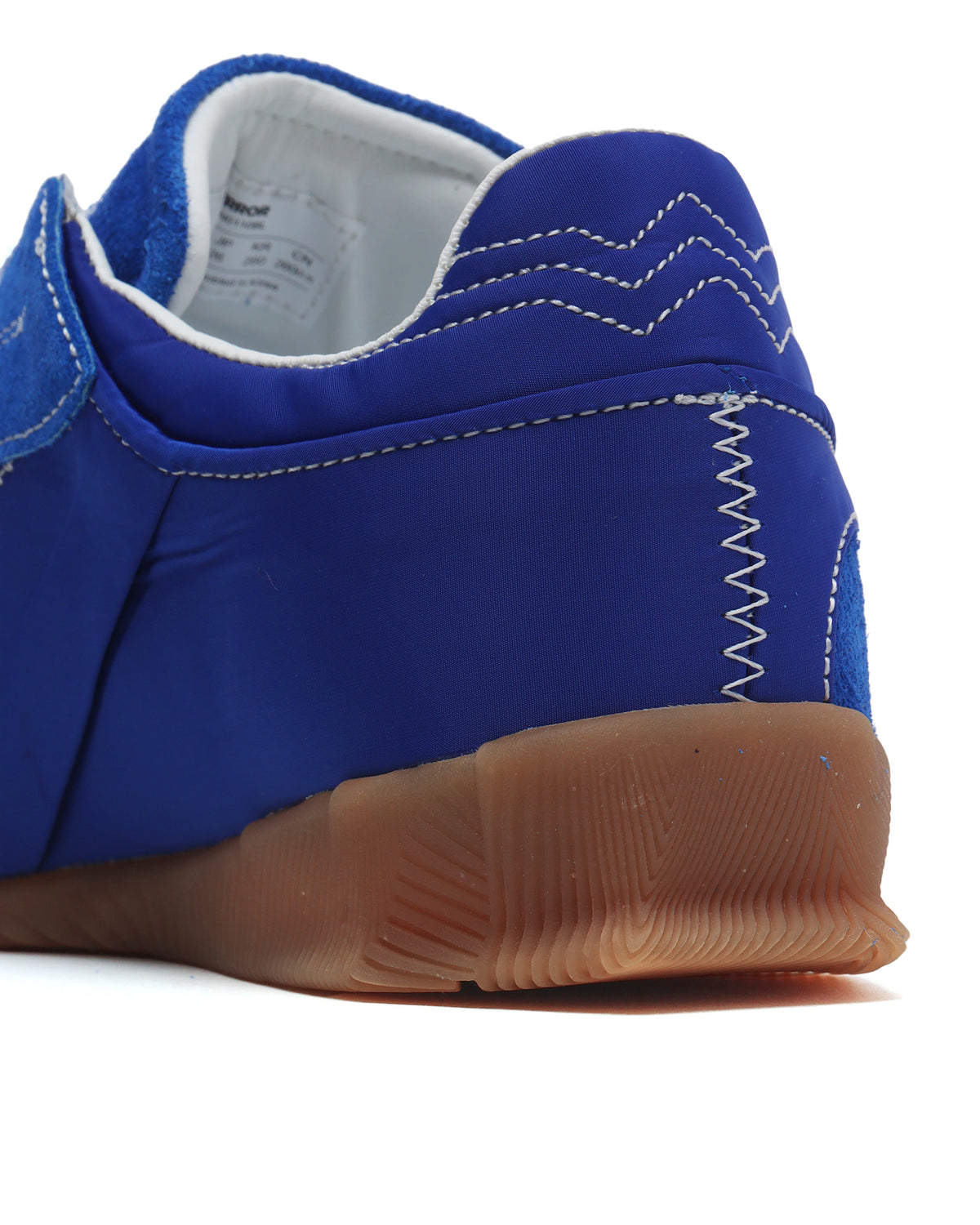 Skid sneakers