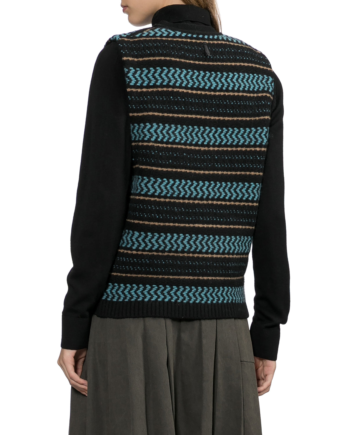 V-neck knitted vest