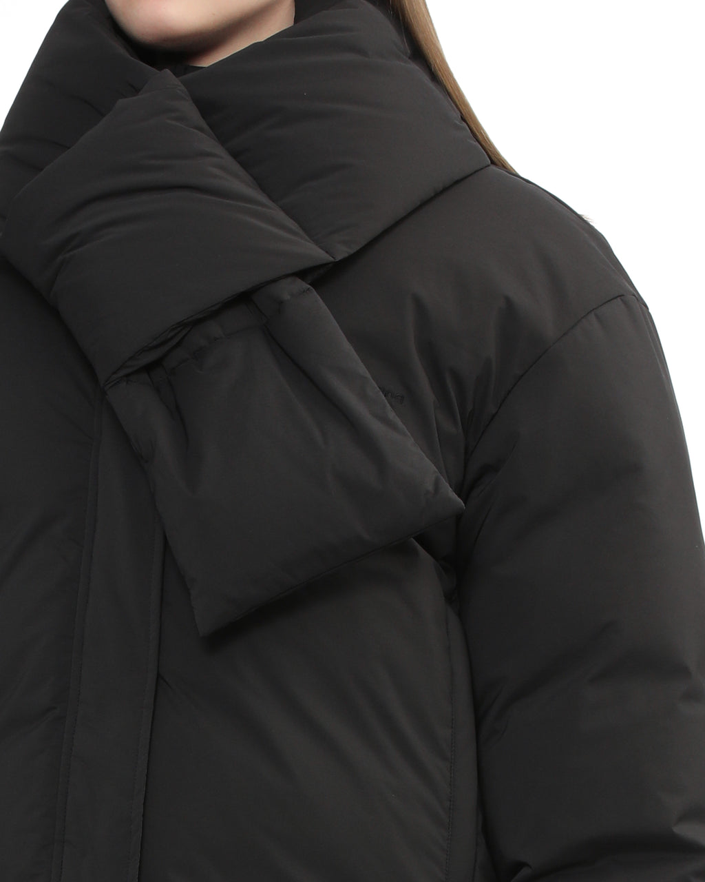 Cropped puffer jacket