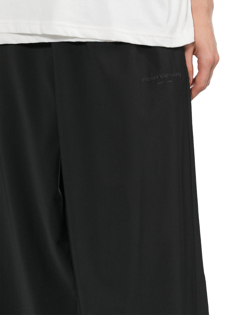 Wide-leg pants