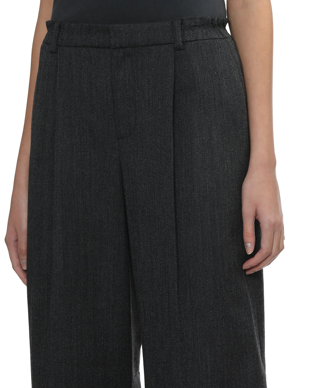 Wide-leg pants