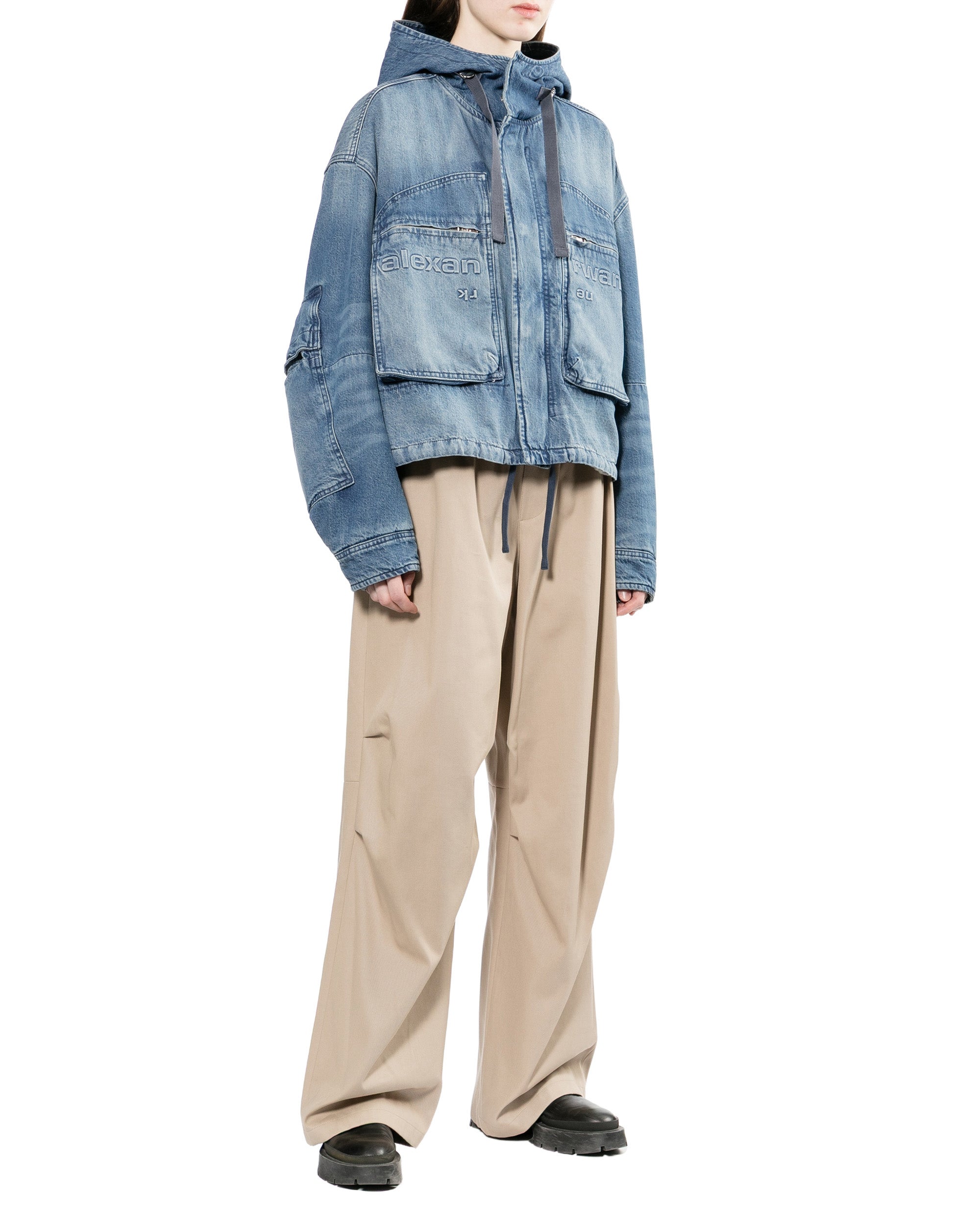 Wide-leg pants