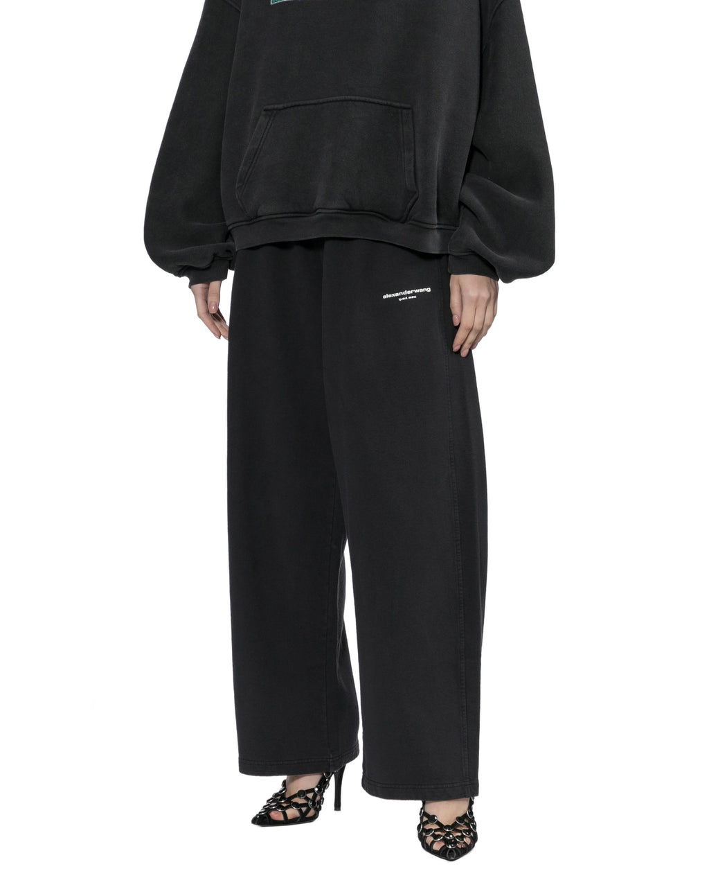 Wide-leg pants