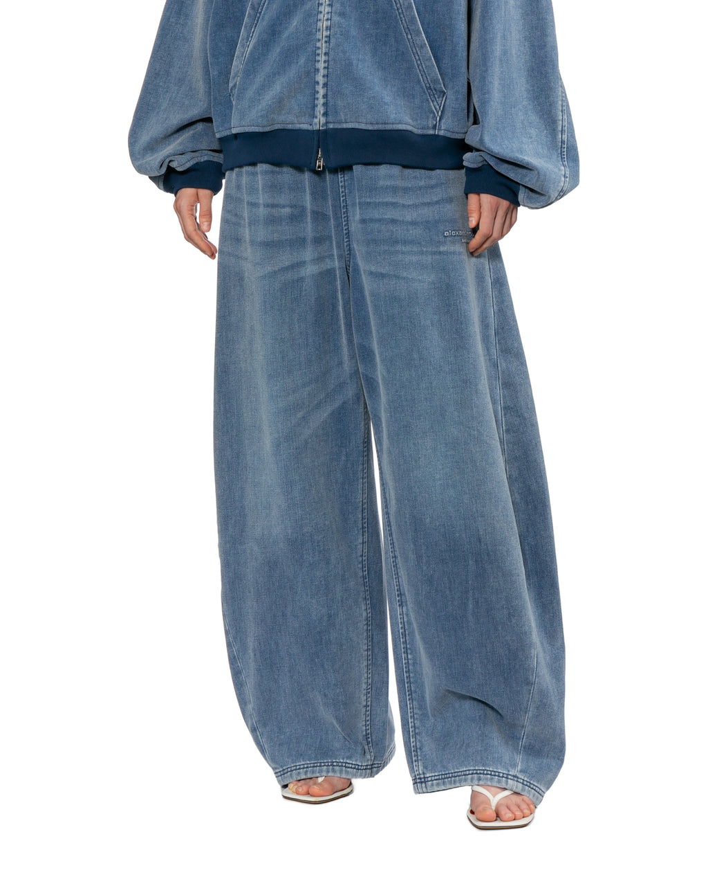 Wide-leg pants
