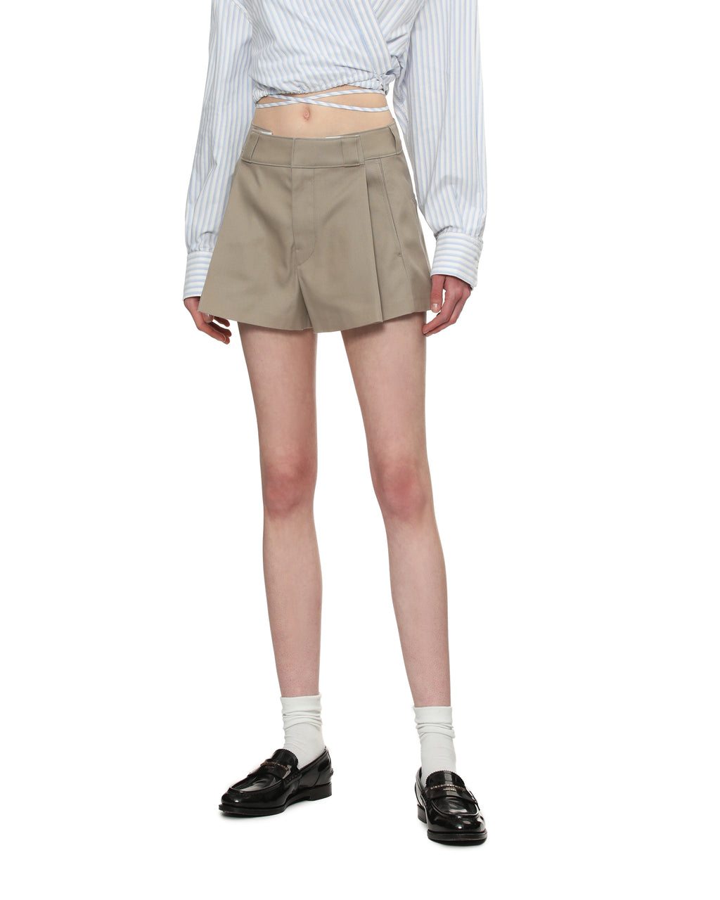 Box-pleated workwear-inspired shorts