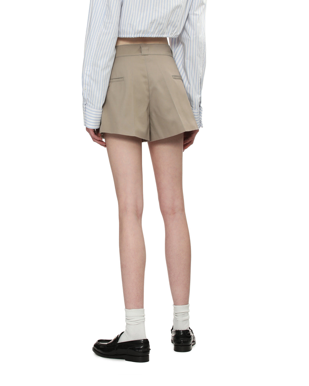 Box-pleated workwear-inspired shorts