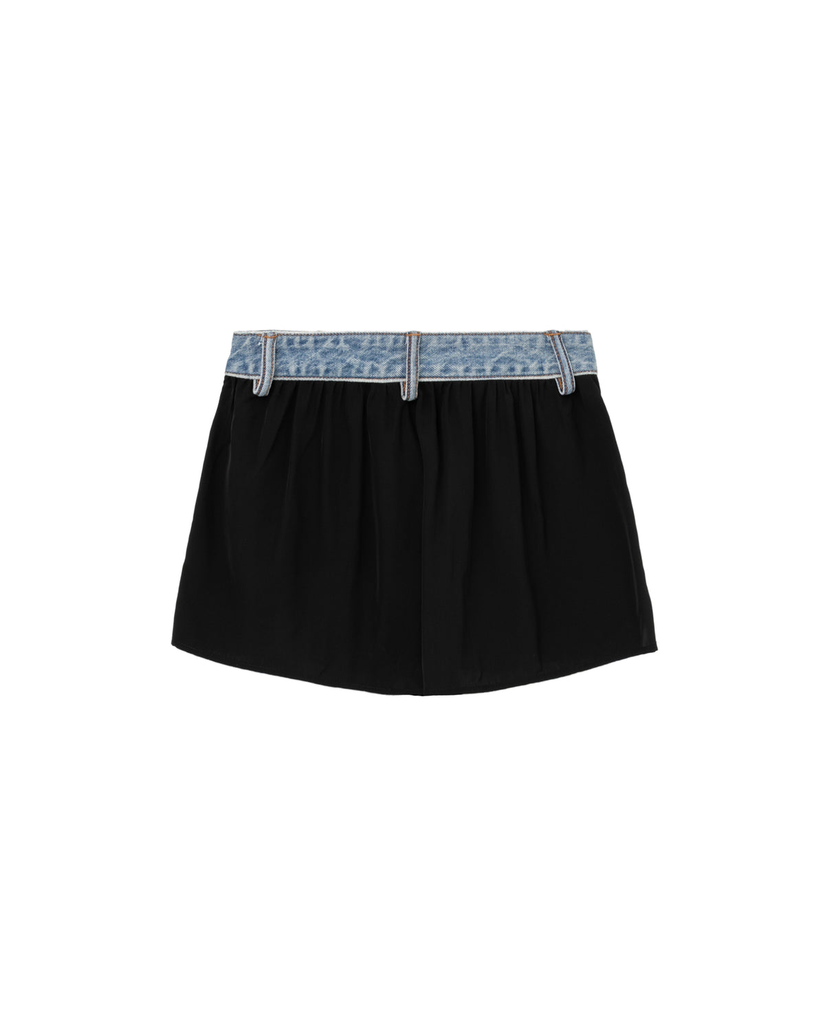 Pleated shorts