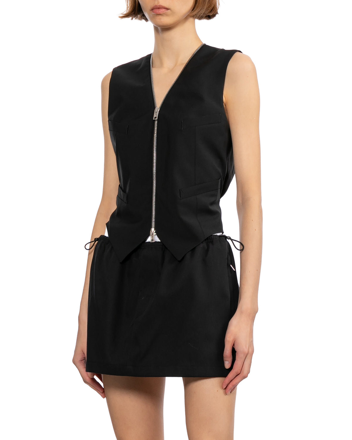 Zip-up vest