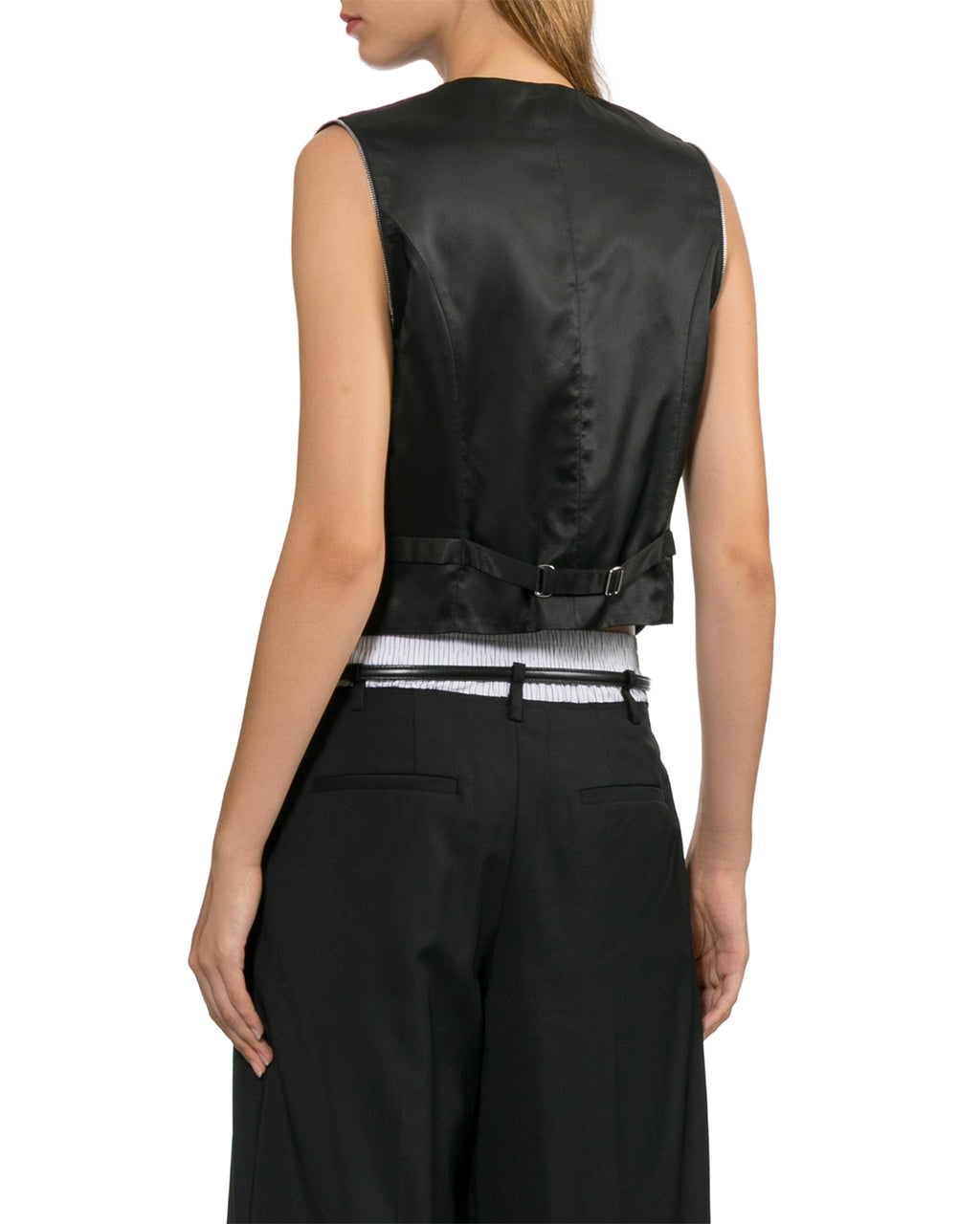 Buttoned vest