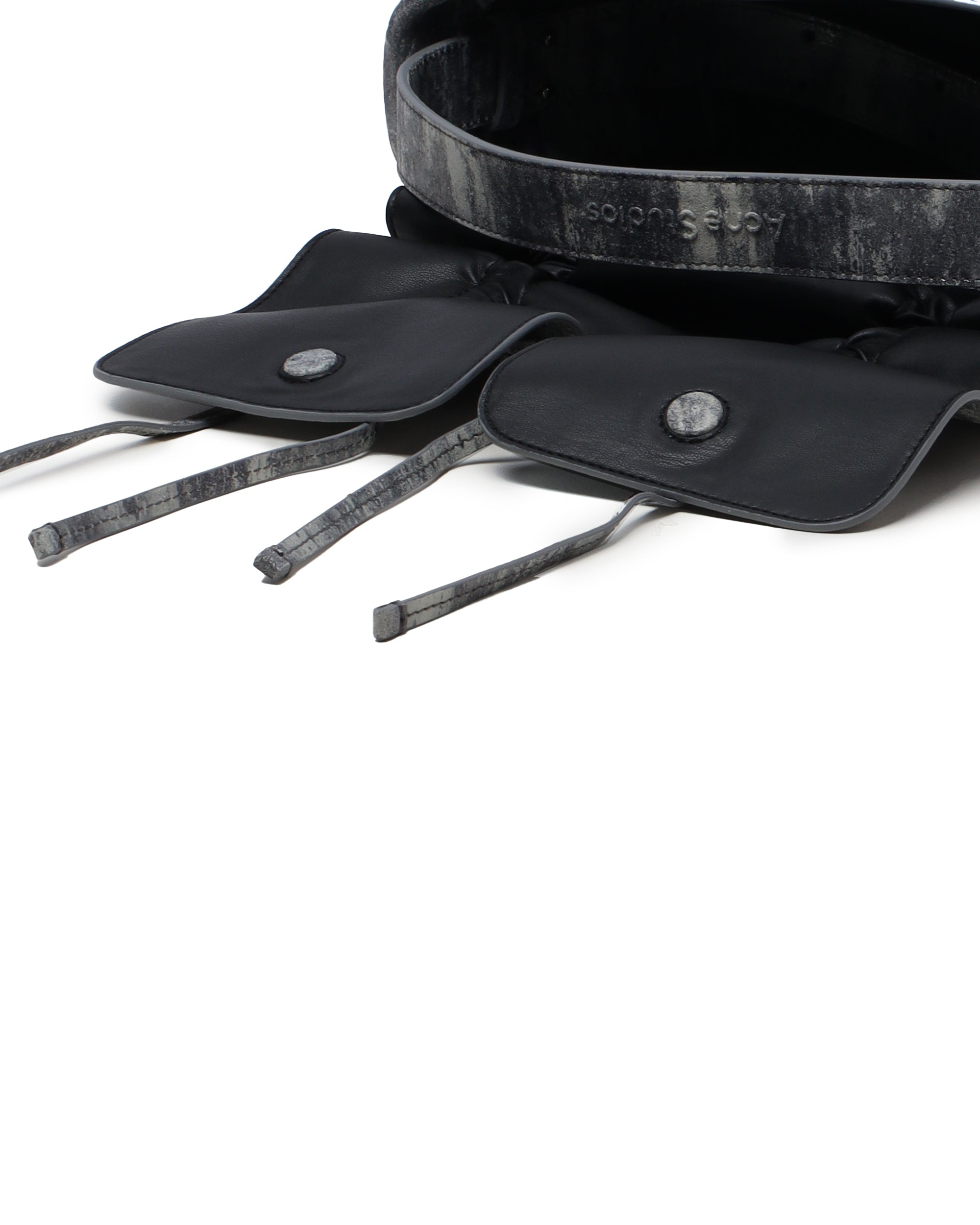 Multi-pocket shoulder bag