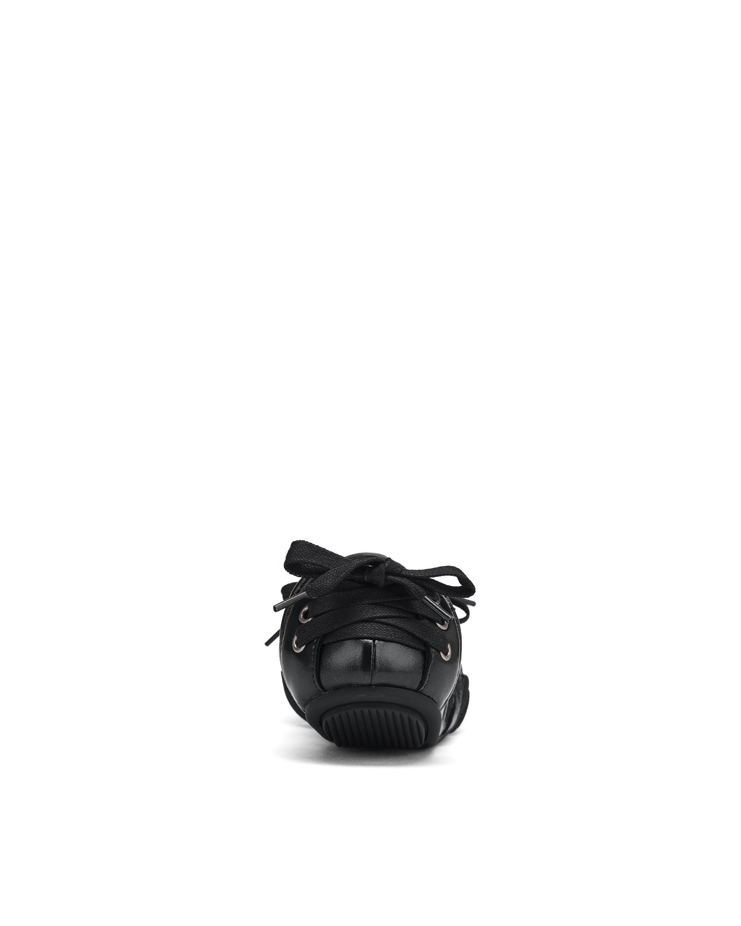 Lace-up leather shoes