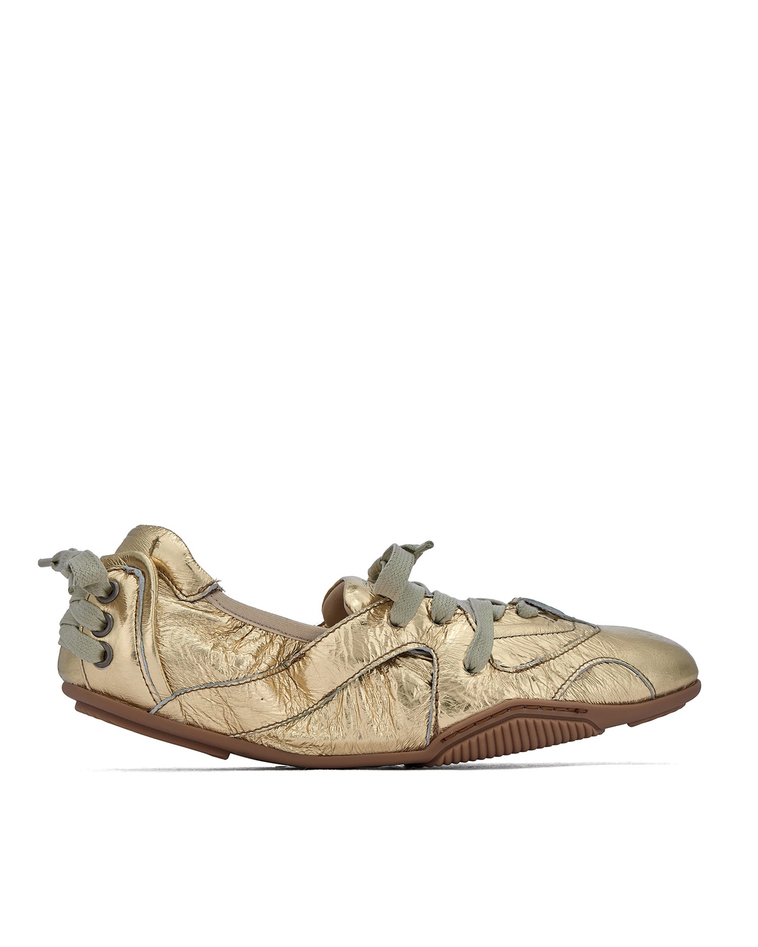 Lace-up leather shoes