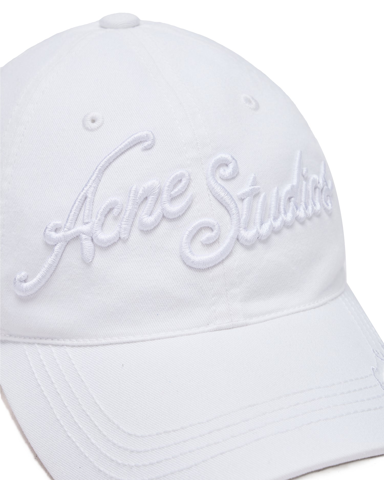 Logo cap